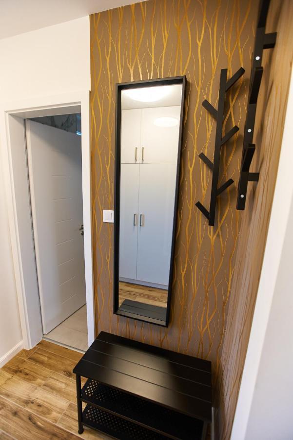 Starlight Bronze Szeged- Exclusive Apartment ภายนอก รูปภาพ